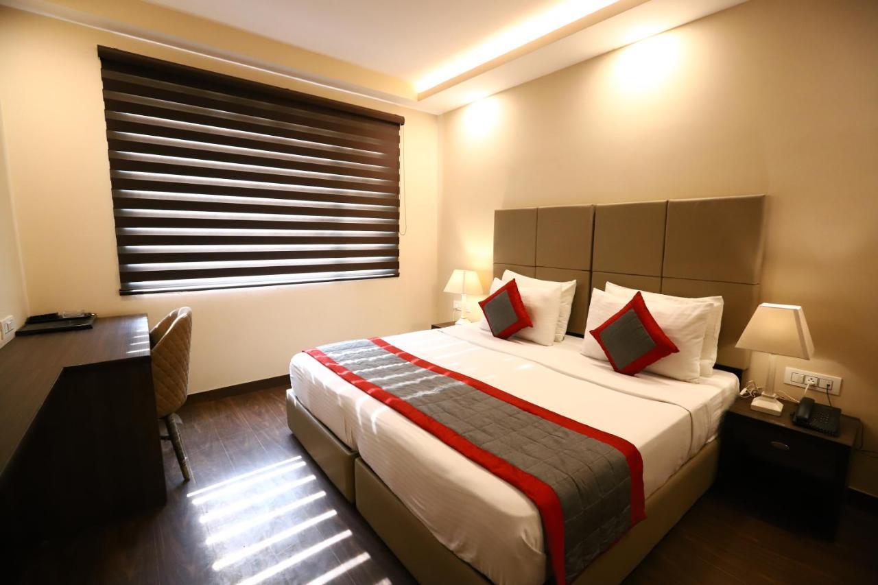 Hotel Azulo Inn Bhikaji Cama Place Delhi - Couple Friendly Local Ids Accepted New Delhi Exterior foto