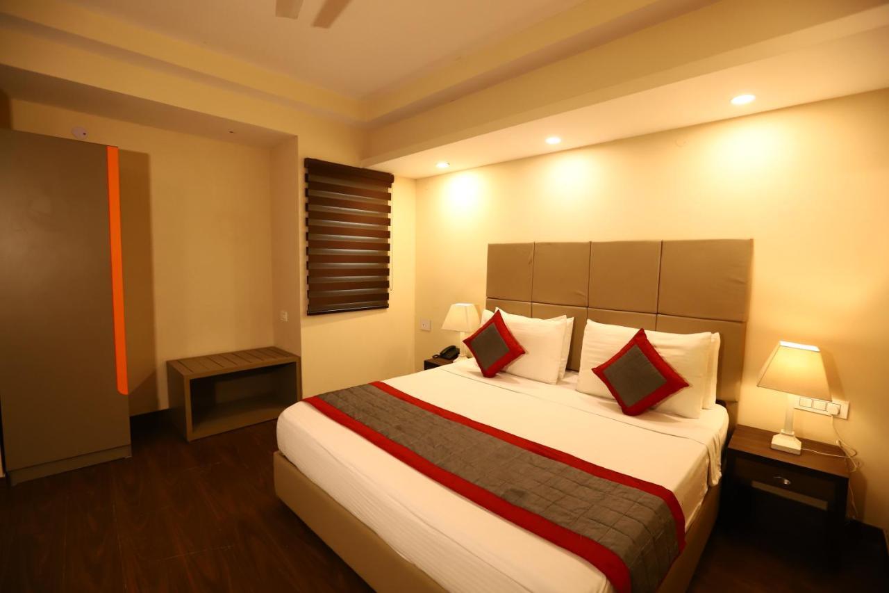 Hotel Azulo Inn Bhikaji Cama Place Delhi - Couple Friendly Local Ids Accepted New Delhi Exterior foto